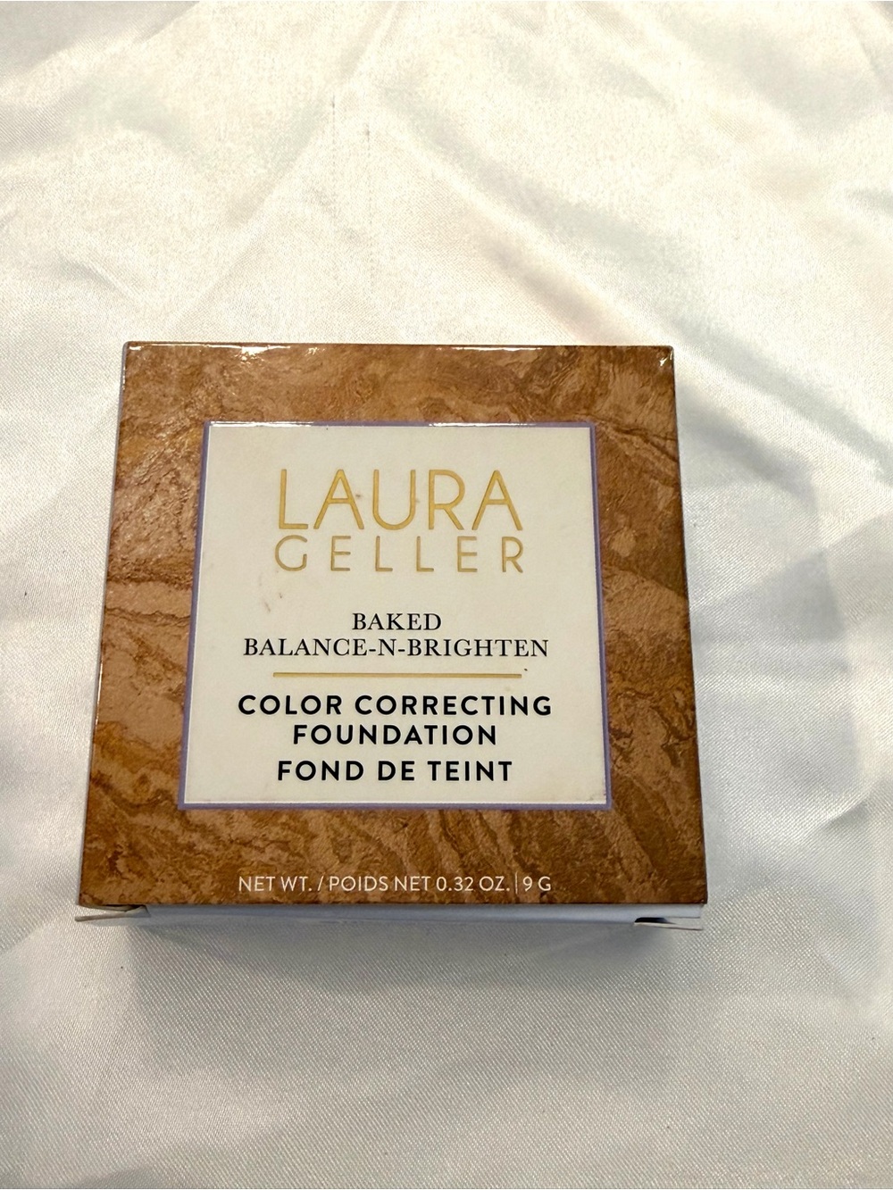 Laura Geller Baked Balance-n-Brighten Color Correcting Foundation Compact Medium